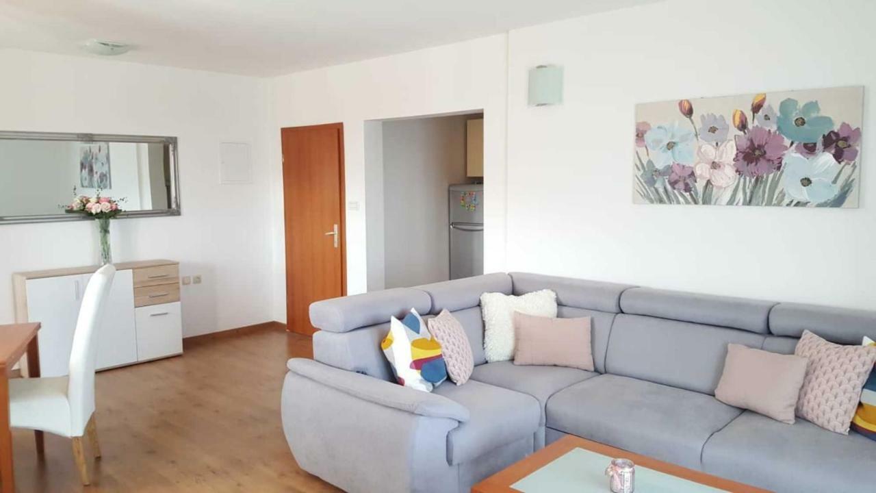 Cozy Apartment With Sea View Kaštela 外观 照片